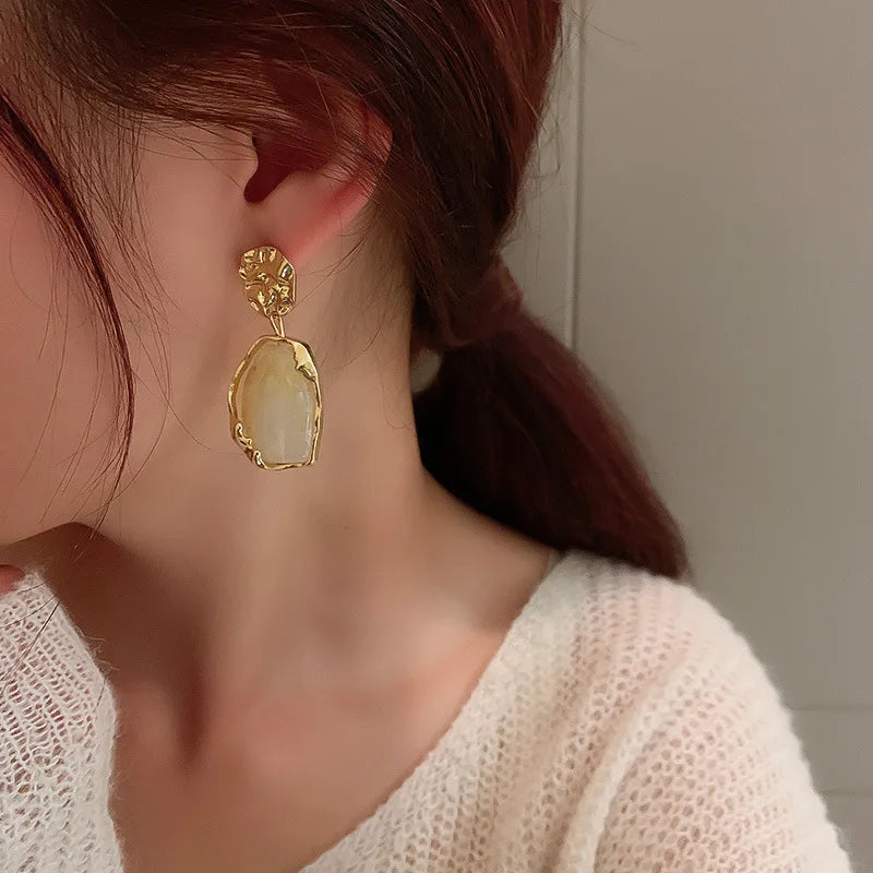 zircon store earrings